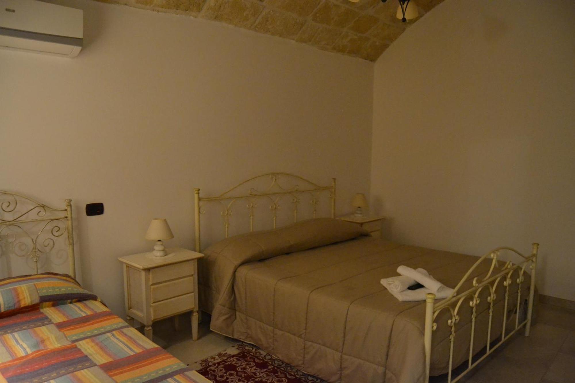 Crispiano Al Borgo Antico Ristorante E B&B מראה חיצוני תמונה
