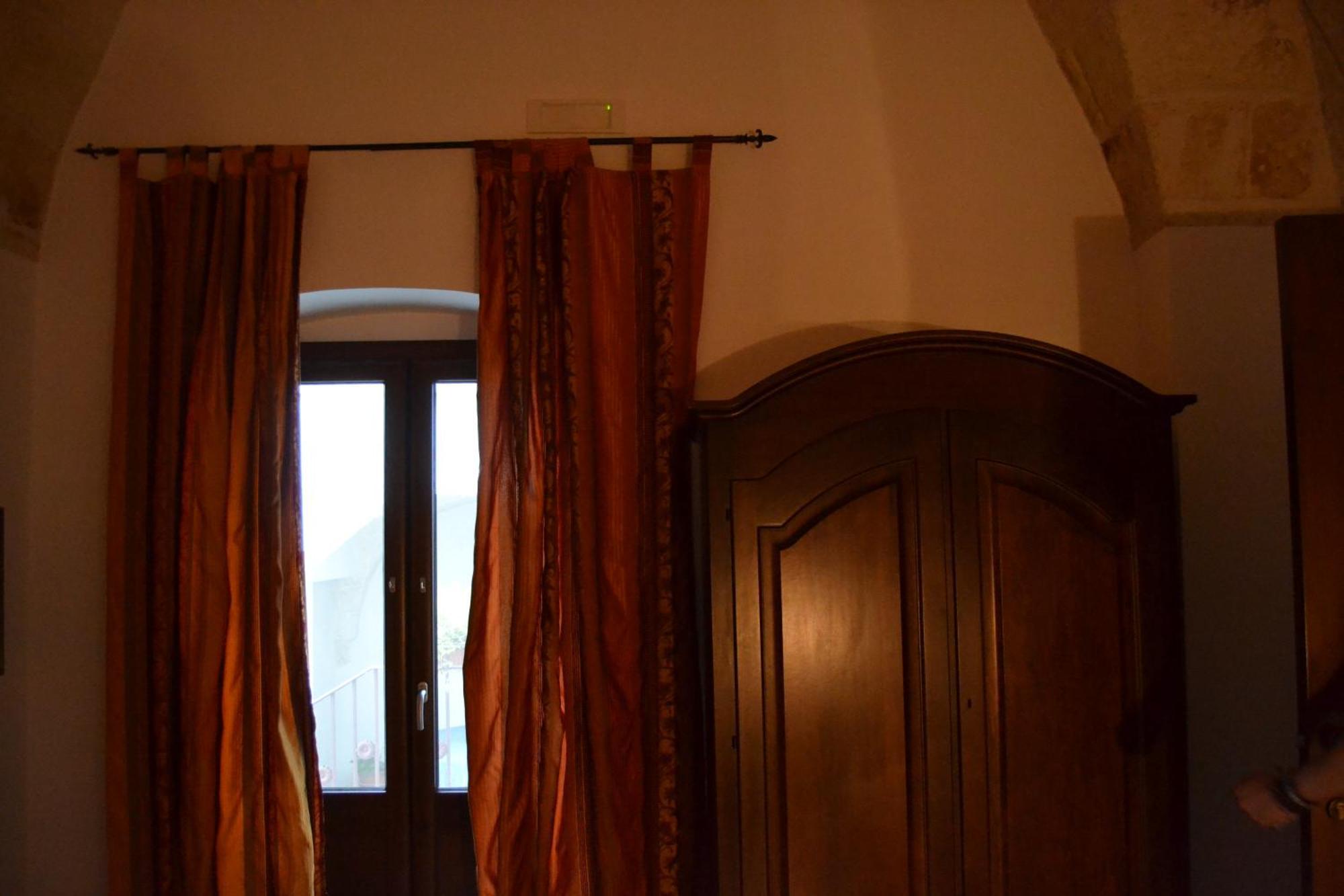 Crispiano Al Borgo Antico Ristorante E B&B מראה חיצוני תמונה