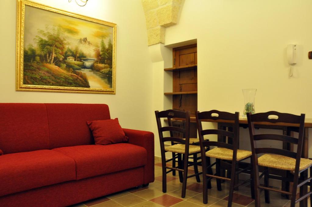 Crispiano Al Borgo Antico Ristorante E B&B מראה חיצוני תמונה