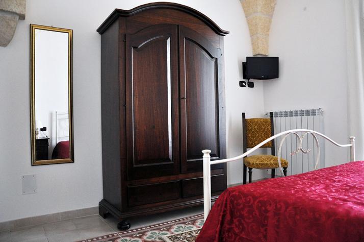 Crispiano Al Borgo Antico Ristorante E B&B מראה חיצוני תמונה